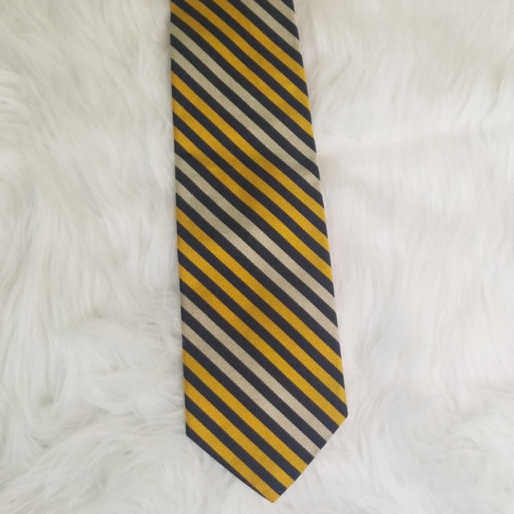 Brooks Brothers all silk tie
